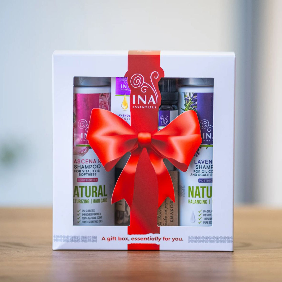 Coffret Cadeau InaEssentials (17,8 cm × 14,7 cm × 5 cm)