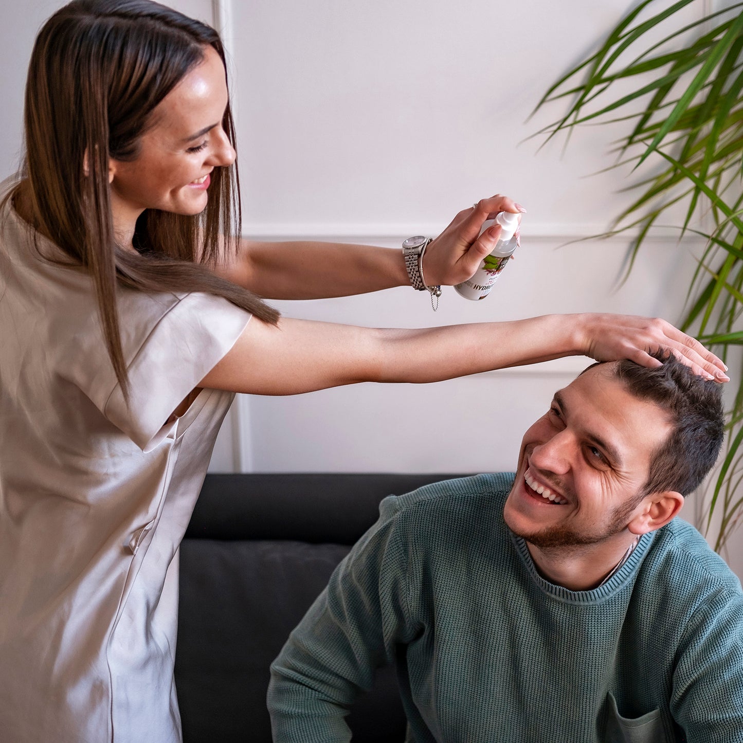Hydrobiotic - Ortie & Sauge Sclarée - soins intensifs pour la Chute des cheveux, les Pellicules et le cuir chevelu Sensible